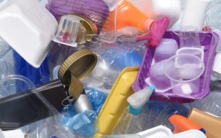 Marché mondial des plastiques recyclés post-consommation